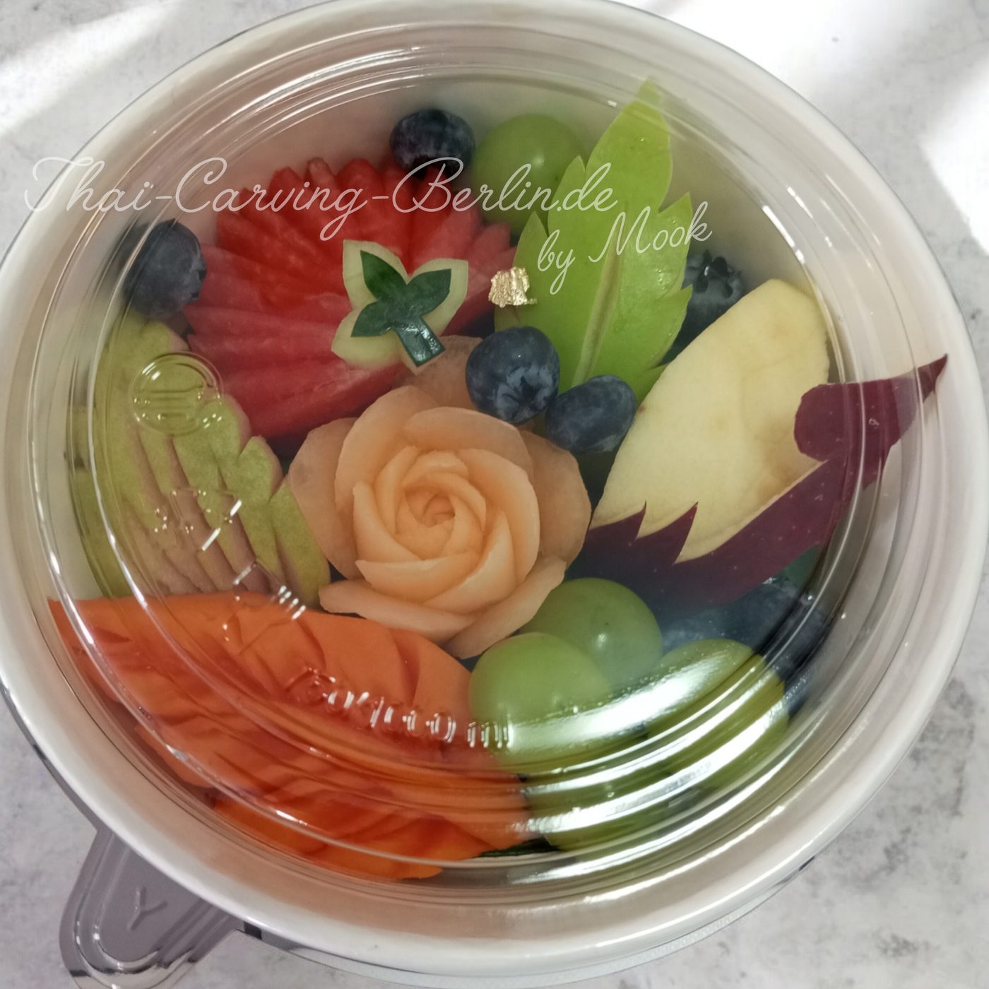 Essfertige Obstdekoration